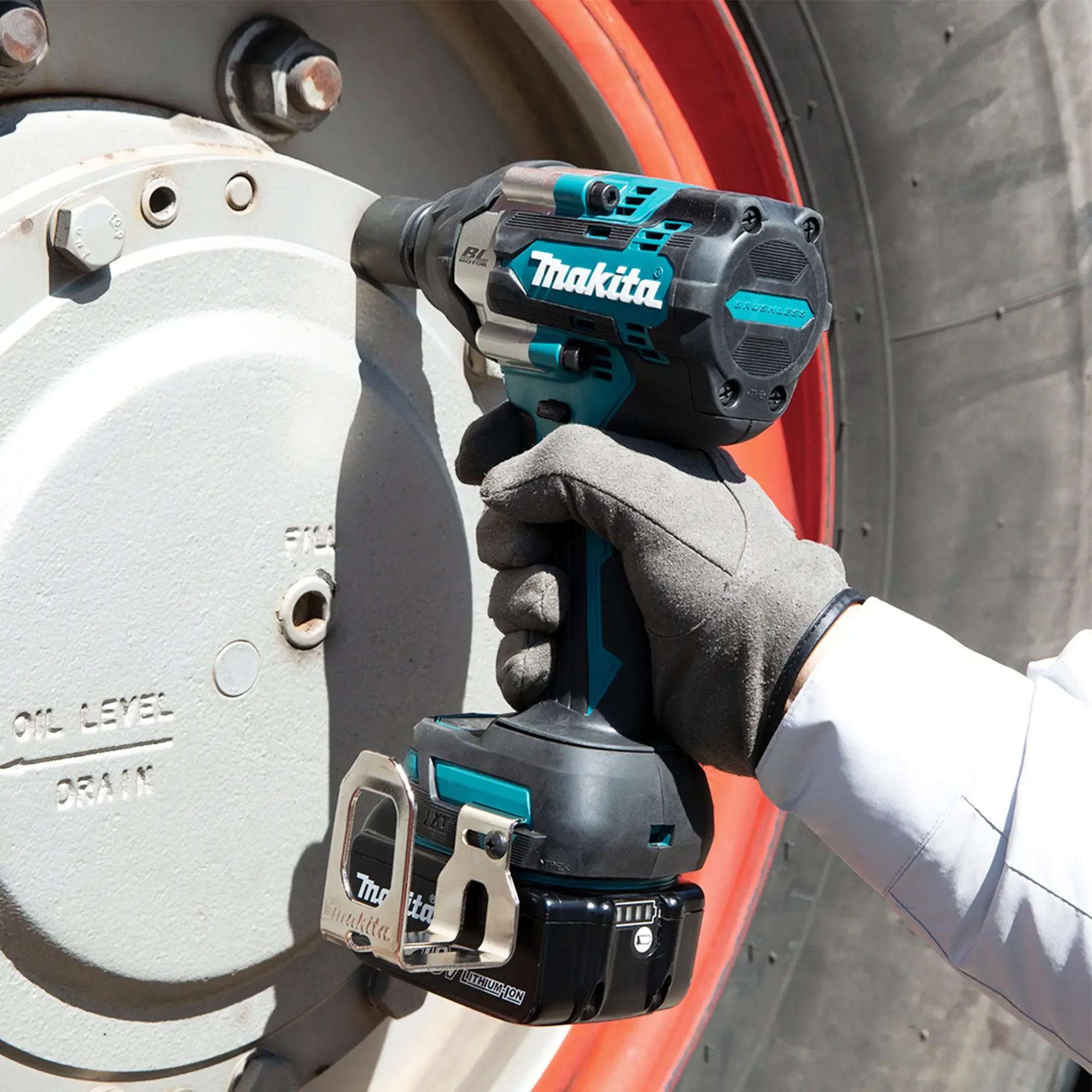 Avvitatore a Impulsi Makita DTW700RTJ 18V 5Ah - Image 13