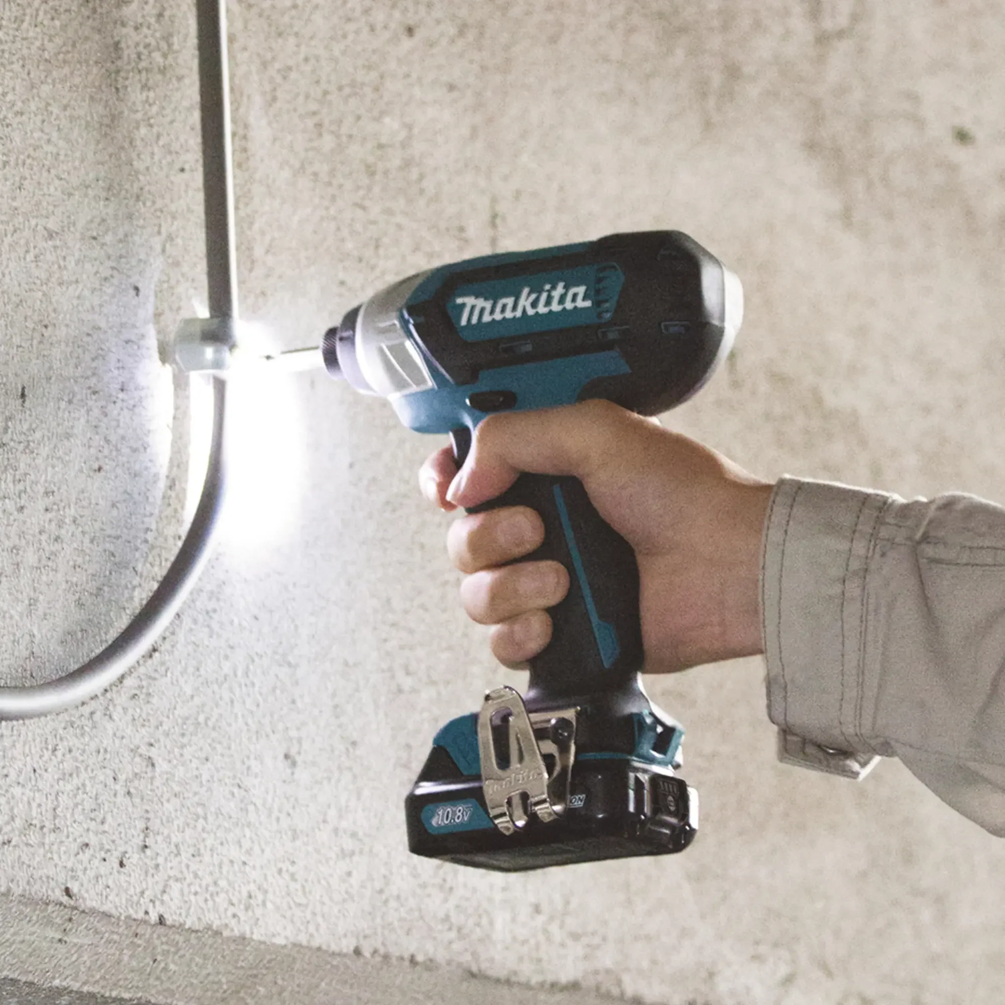 Avvitatore ad impulsi Makita TD110DSAJ 12V 2Ah - Image 9