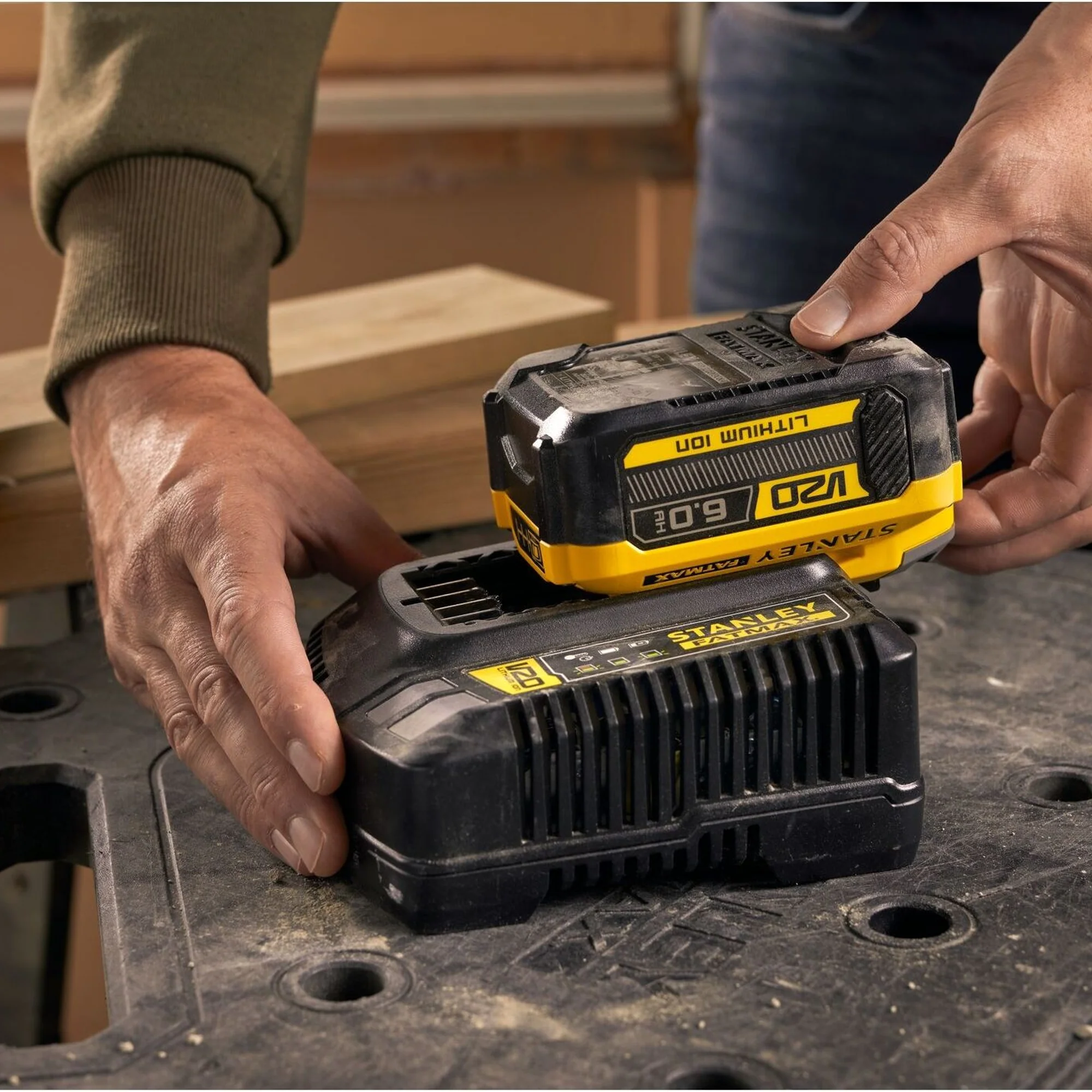 Batteria Stanley SFMCB206-XJ V20 18V 6Ah - Image 4