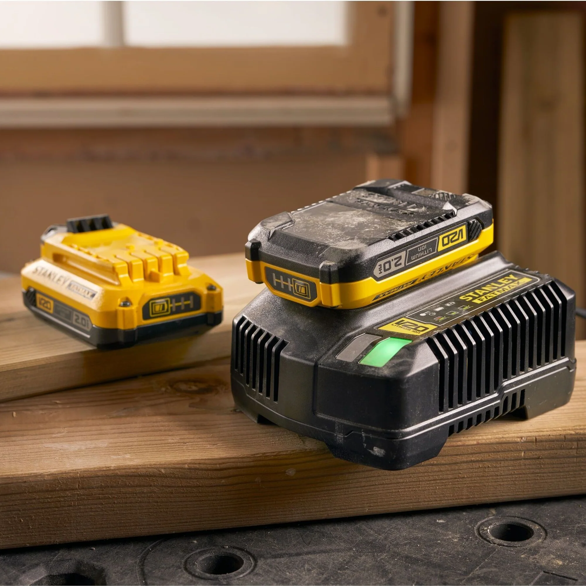 Batteria Stanley FatMax V20 SFMCB202-XJ 18V 2Ah - Image 5