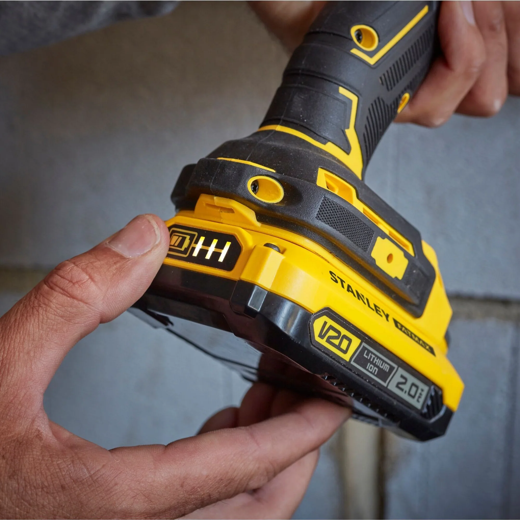 Batteria Stanley FatMax V20 SFMCB202-XJ 18V 2Ah - Image 7