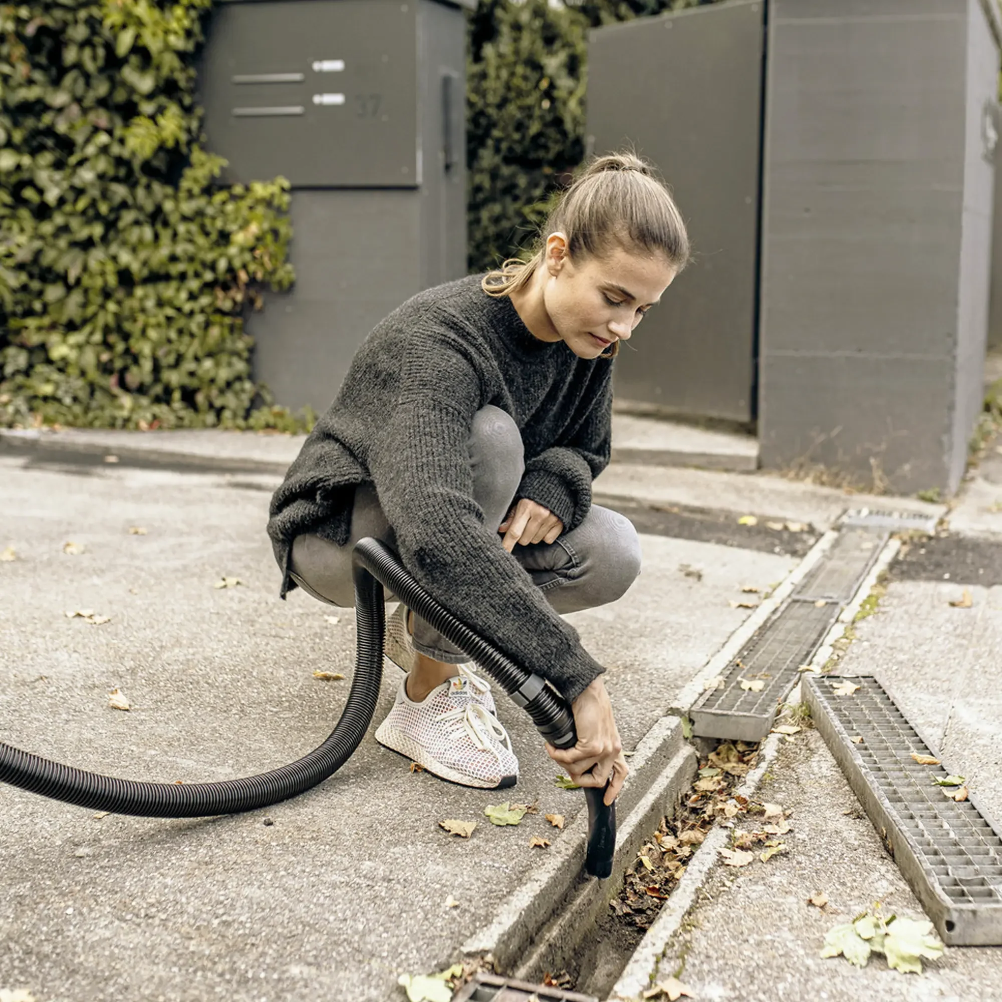 Bidone Aspiratutto Karcher WD 4 V-20/5/22 1100W - Image 9