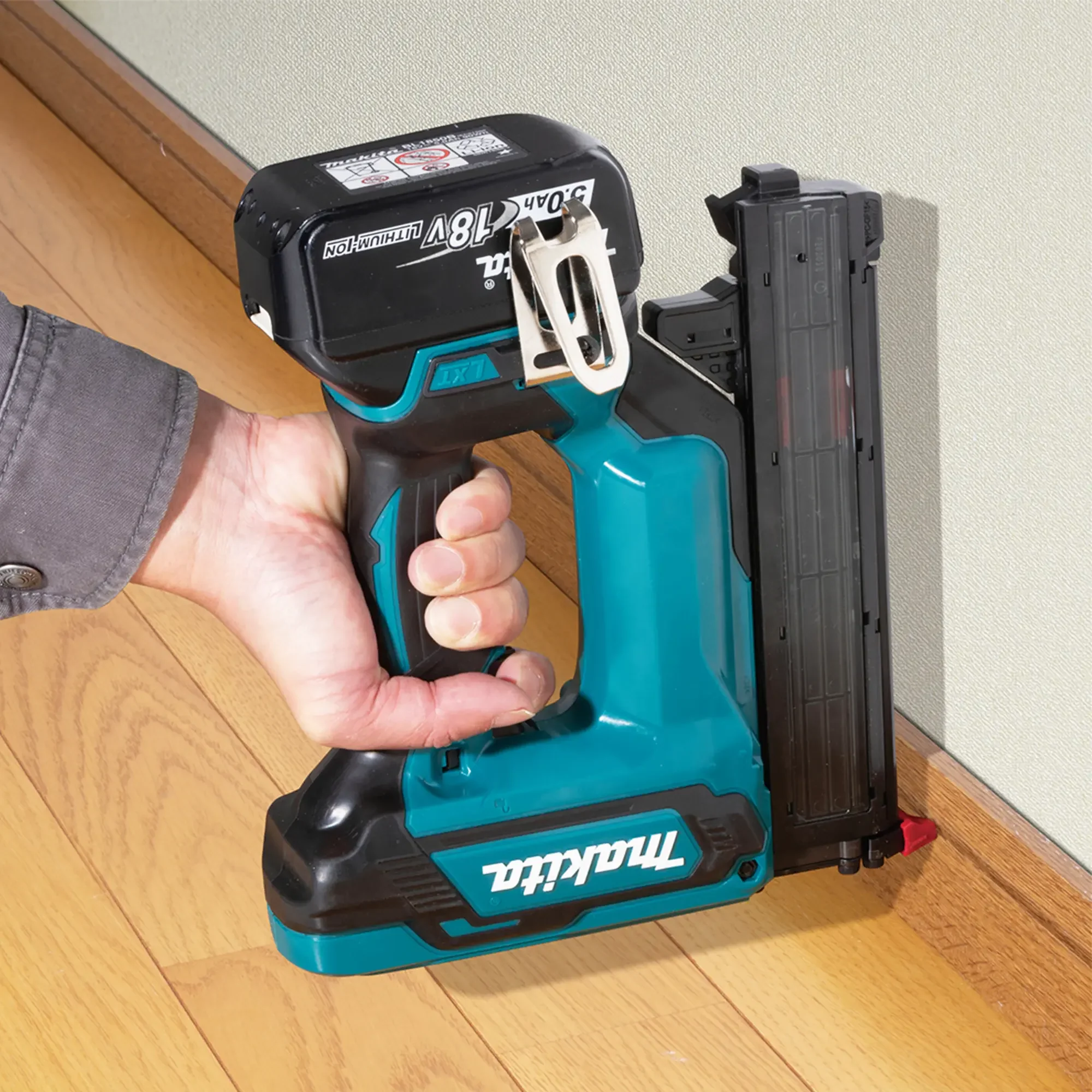 Groppinatrice Makita DFN350RTJ 18V 5Ah - Image 9