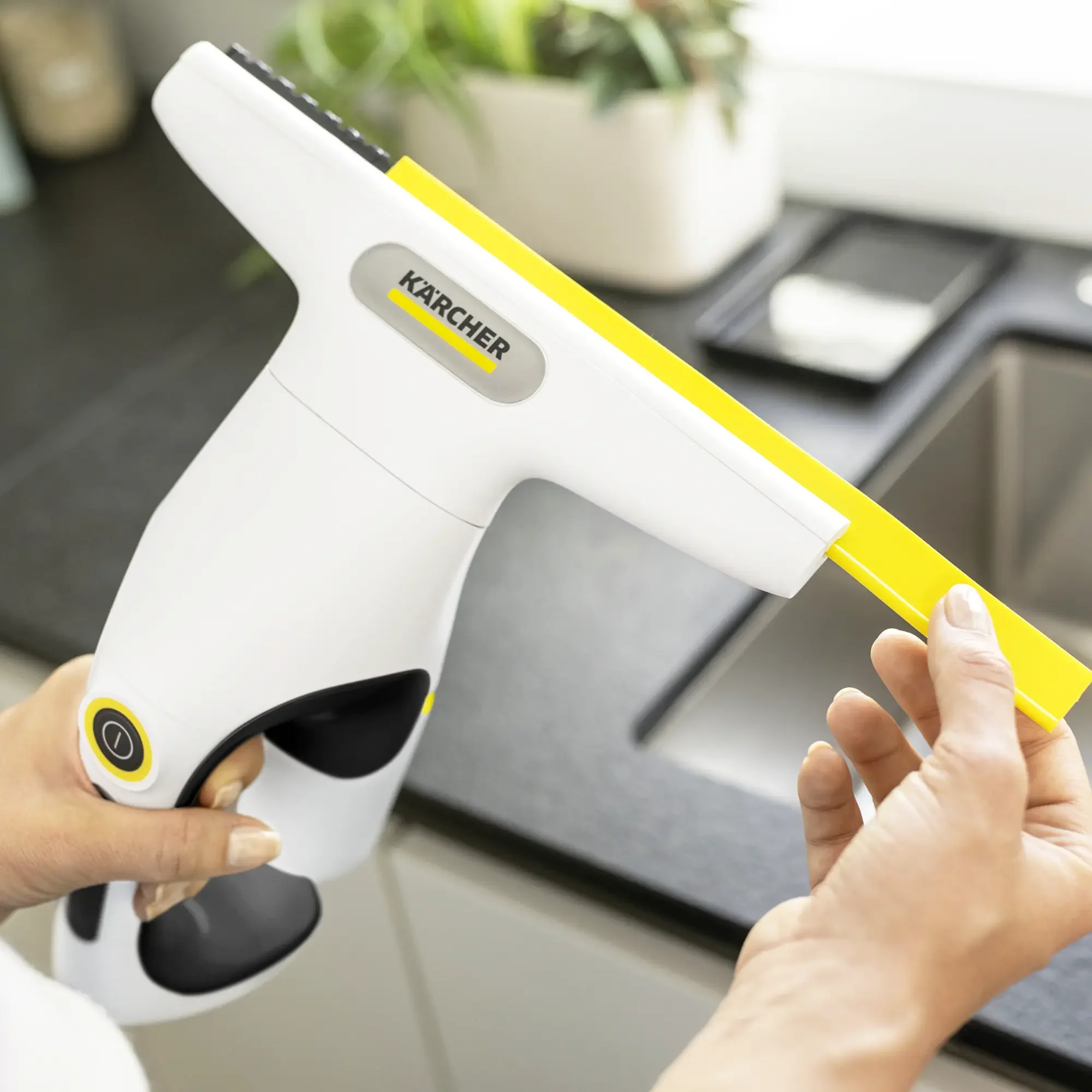 Lavavetri Karcher WV 1 Compact Care - Image 6