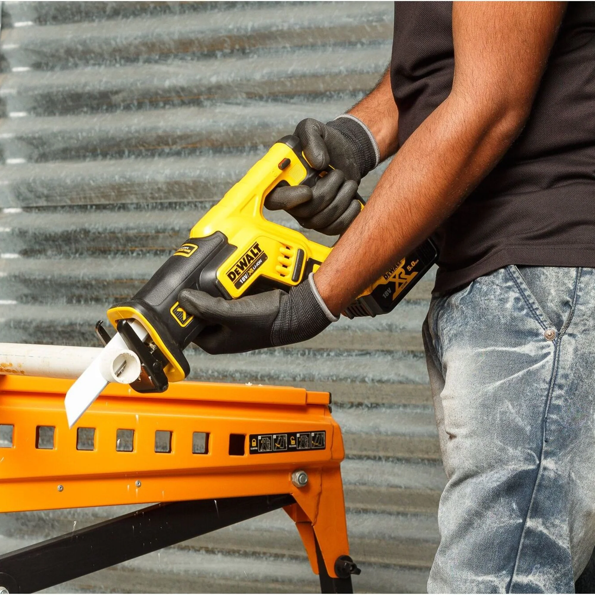 Sega Universale Dewalt DCS367P2-QW 18V 5Ah BRUSHLESS - Image 13