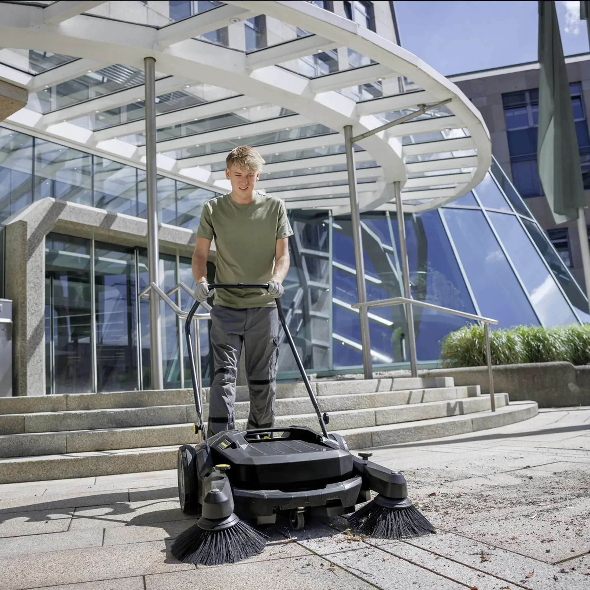 Spazzatrice Karcher KM 70/20 C 2SB eco!Power - Image 6