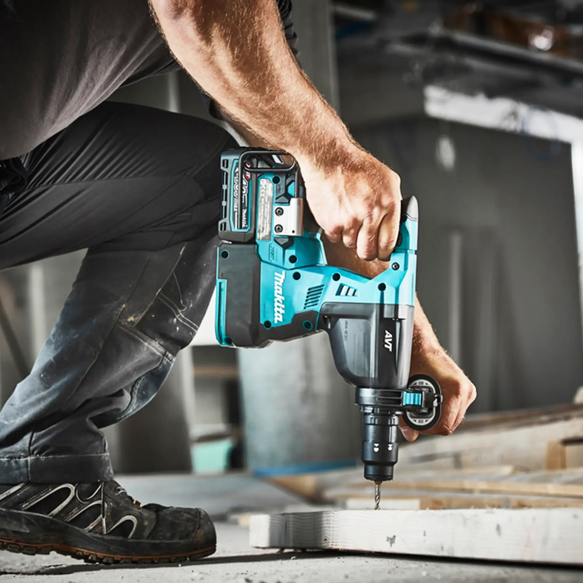 Tassellatore Makita HR002GM202 40V 4Ah - Image 18