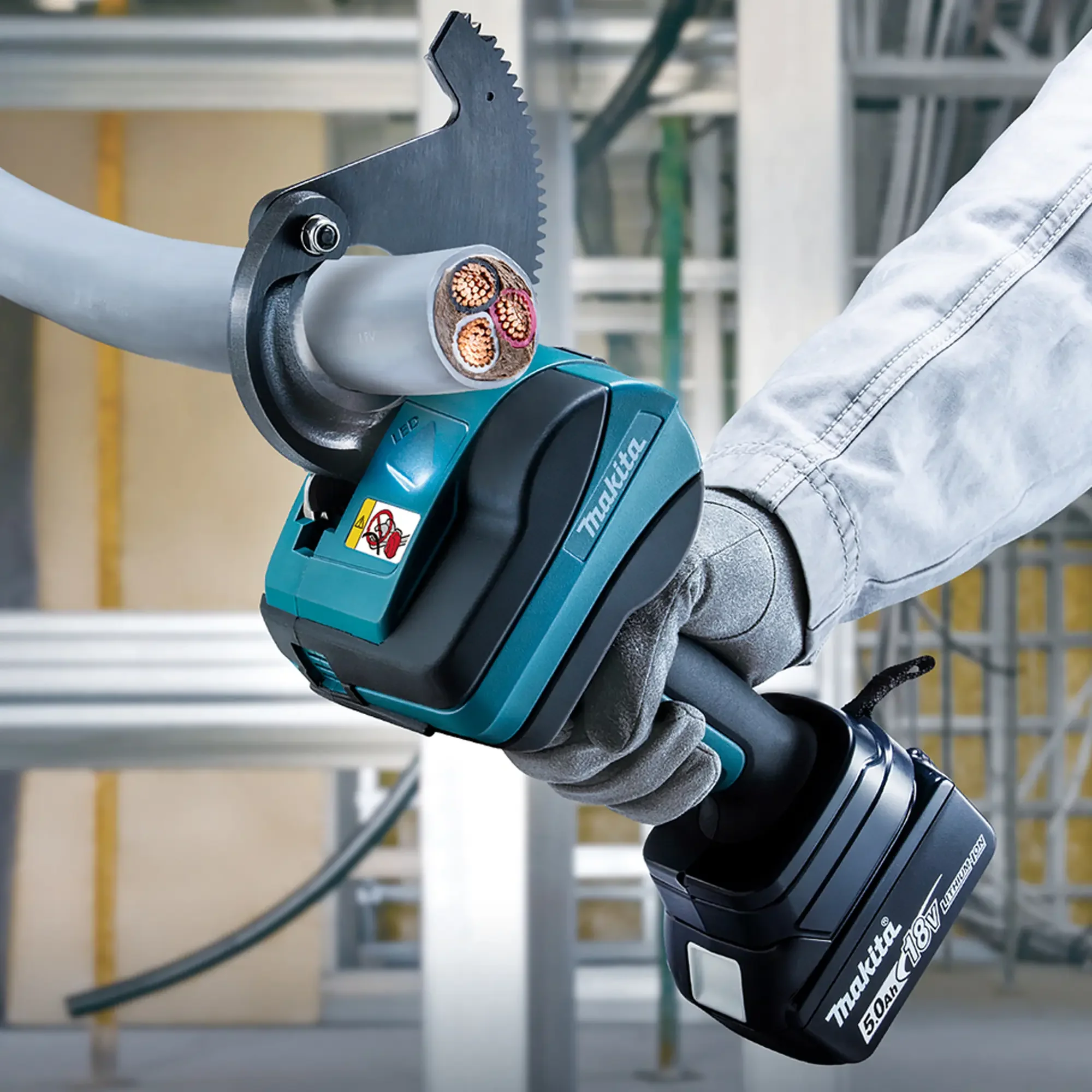 Tranciacavi Makita DTC100ZK 18V - Image 6