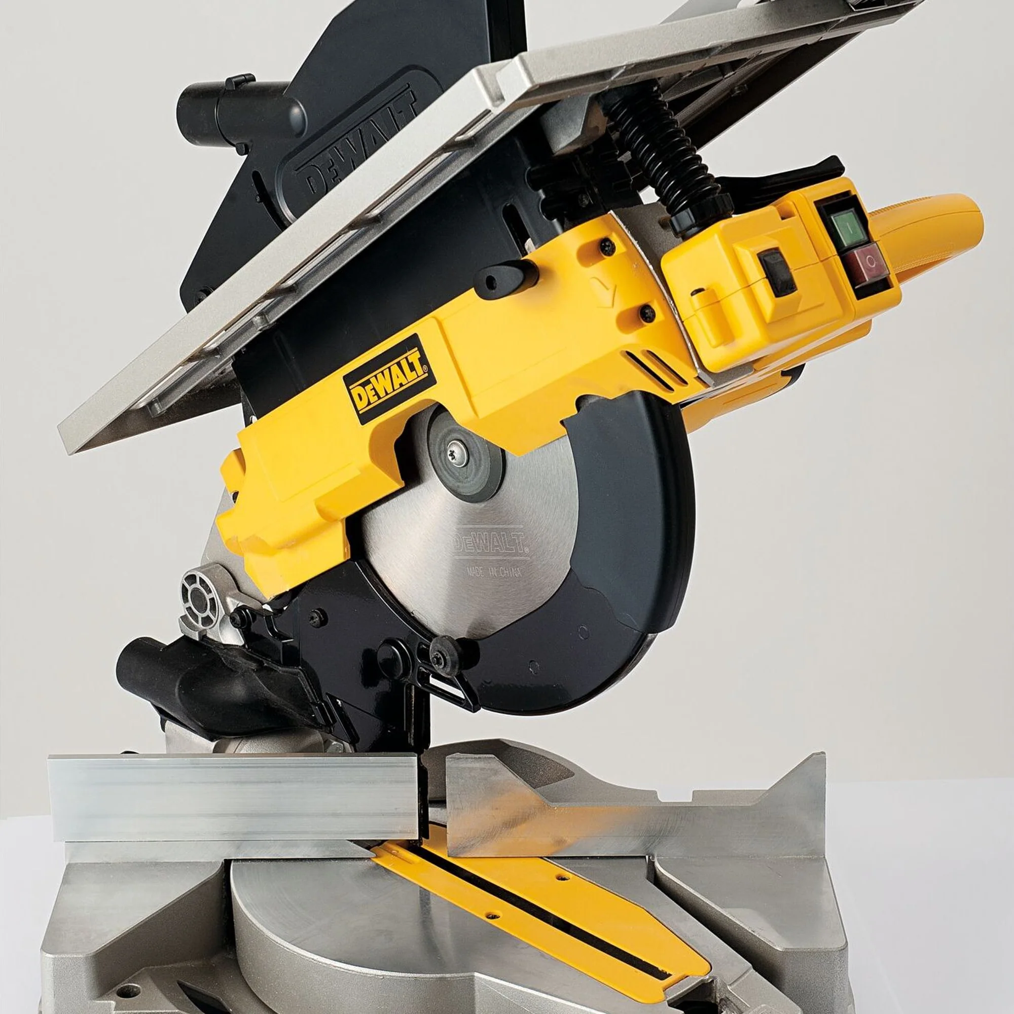 Troncatrice Dewalt D27113-QS 1600W - Image 4