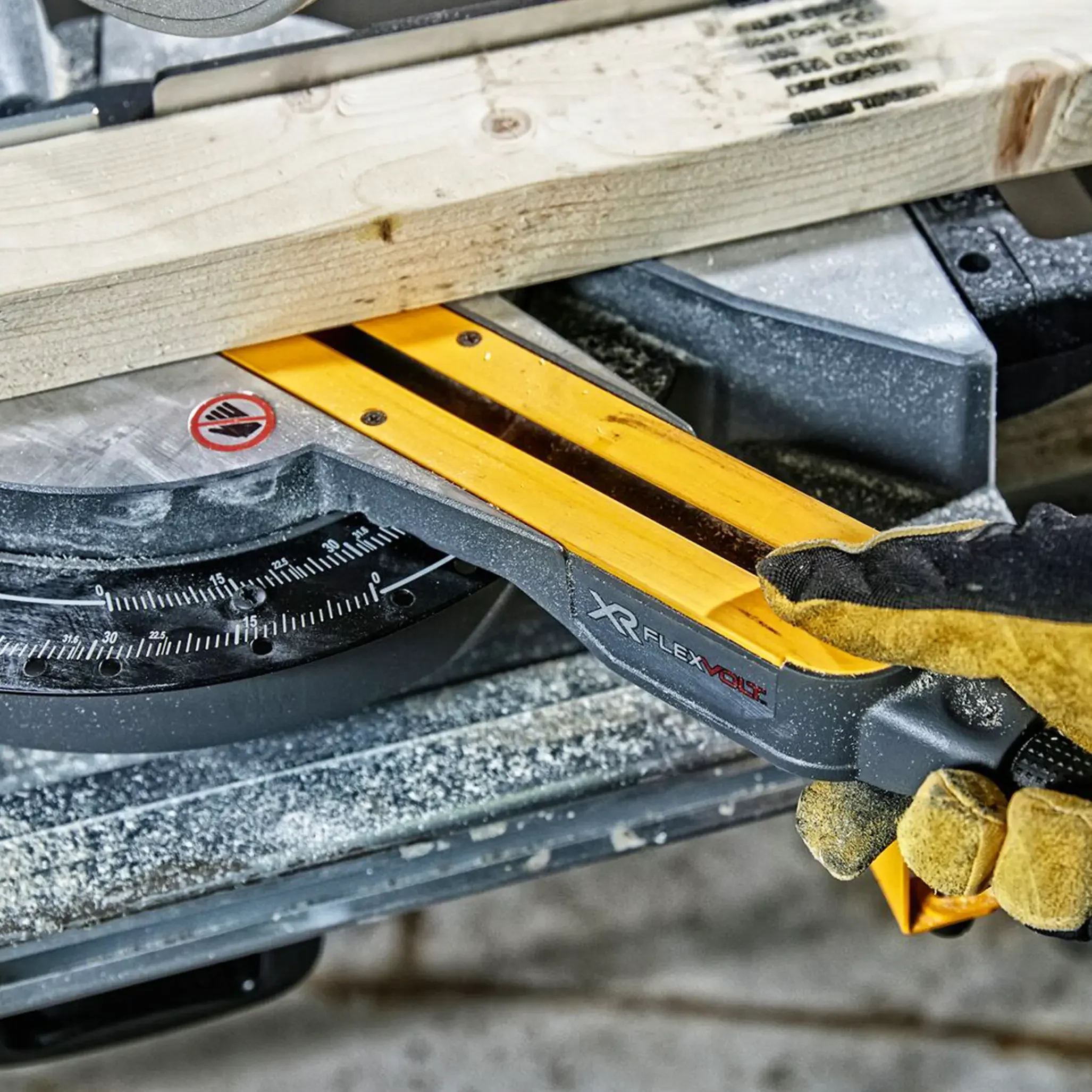 Troncatrice Dewalt DCS777T2-QW 54V 6Ah - Image 6